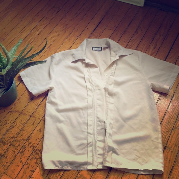 Tops - Vintage Button Down Shirt ✨2 for $10✨
